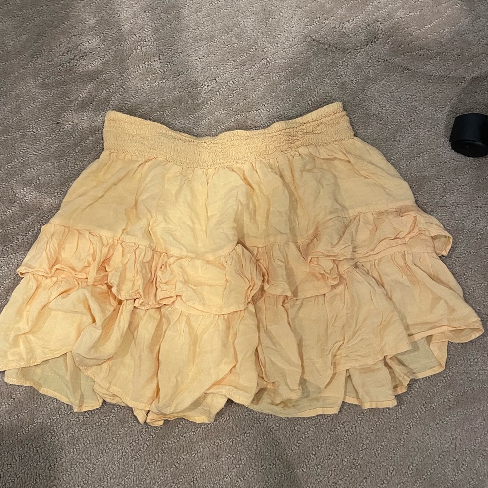 Yellow ruffle skirt